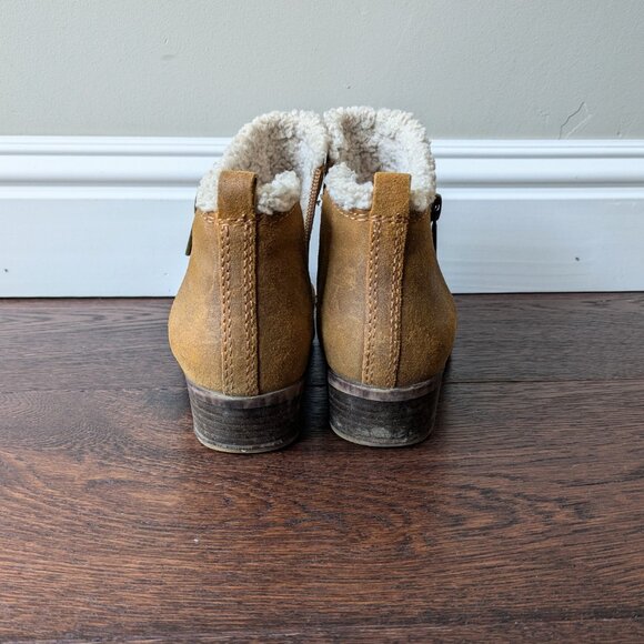 Lucky Brand Ankle Boots - Picture 3 of 5